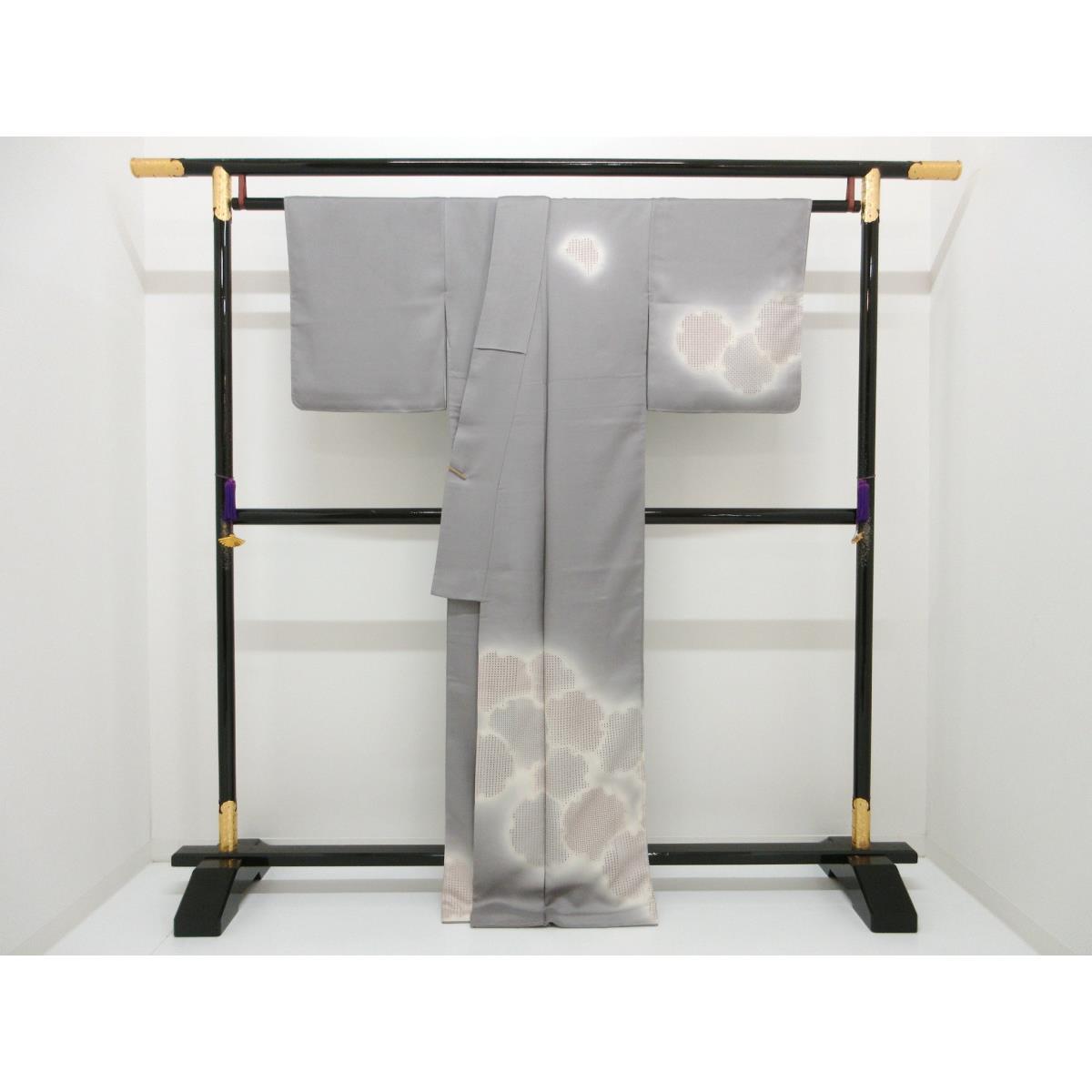 Visiting kimono, Shantou embroidery, gradation dyeing