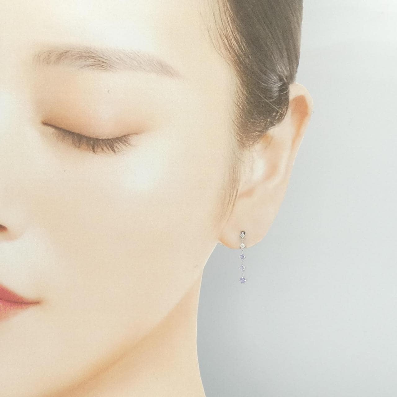 K14WG タンザナイト ピアス