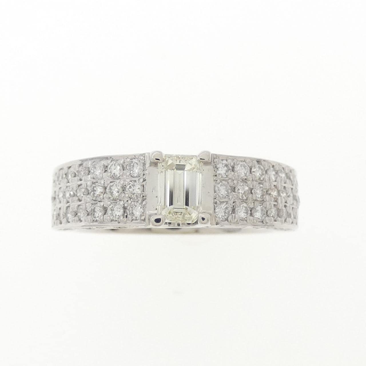 PT900 ダイヤモンド リング 0.385CT