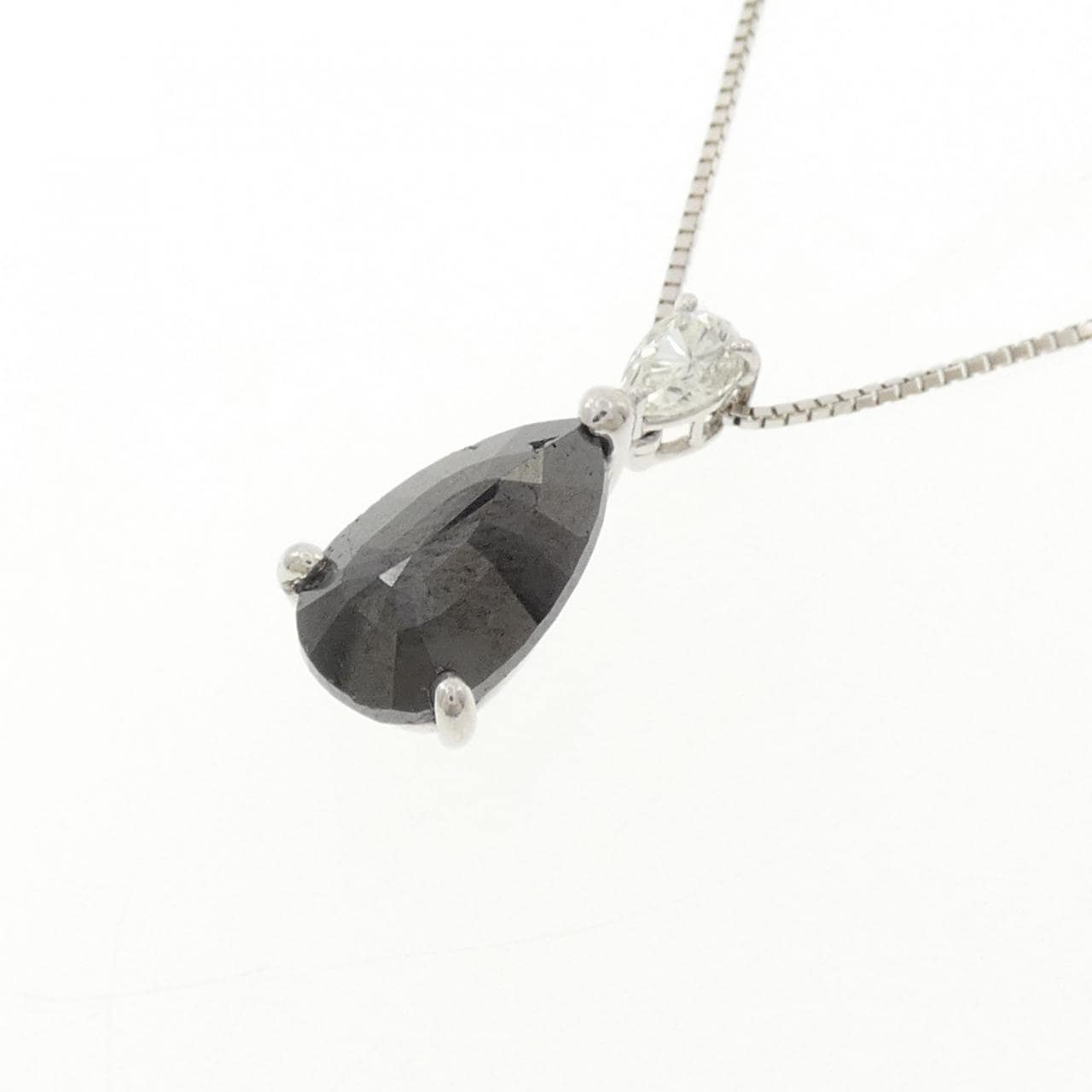 K18WG ダイヤモンド ネックレス 2.64CT