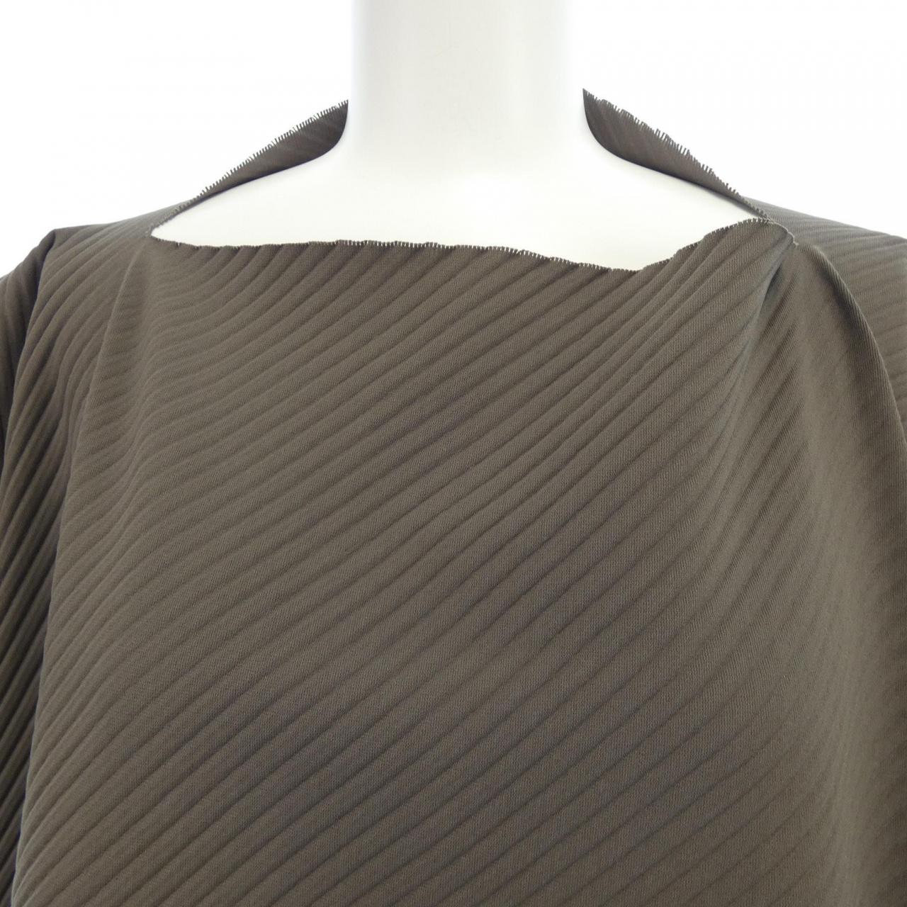 ミーイッセイミヤケ me ISSEY MIYAKE ワンピース