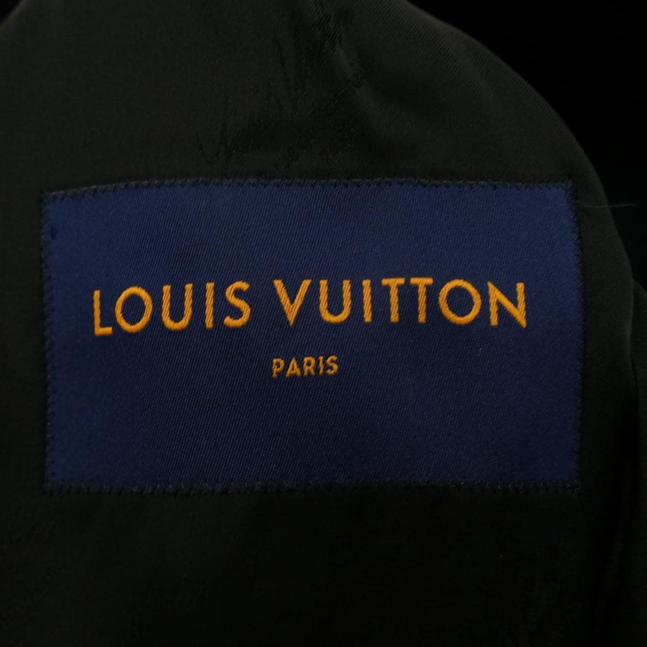 LOUIS VUITTON路易威登皮高衣