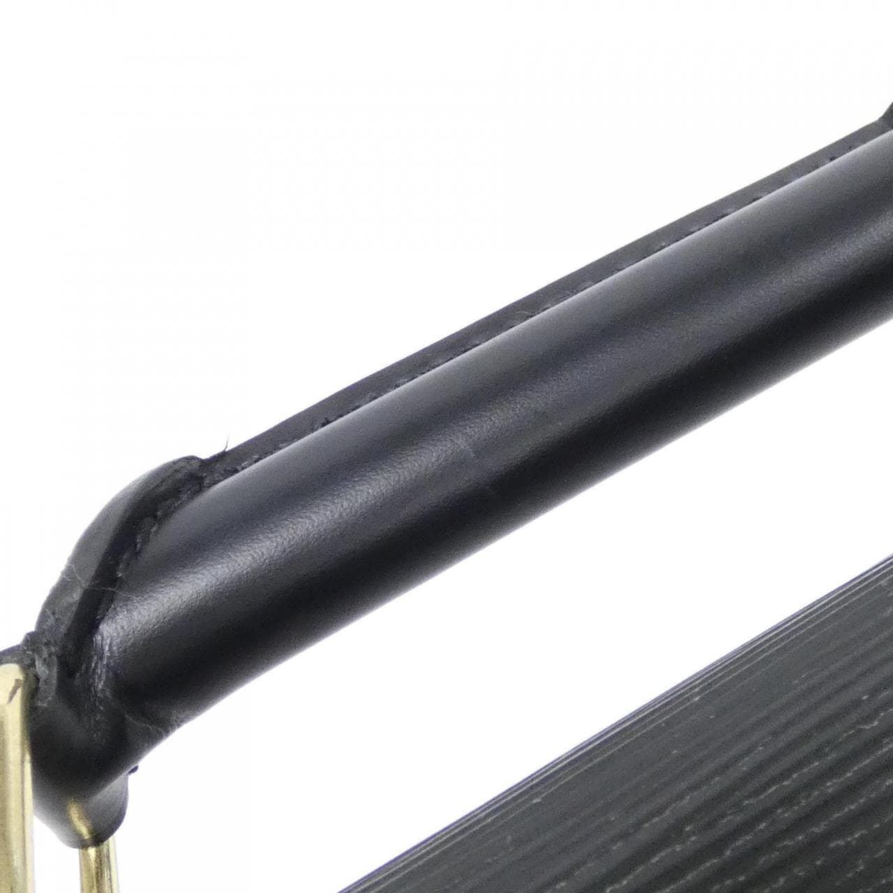 ルイヴィトン エピ コンセイエ M54422 バッグ