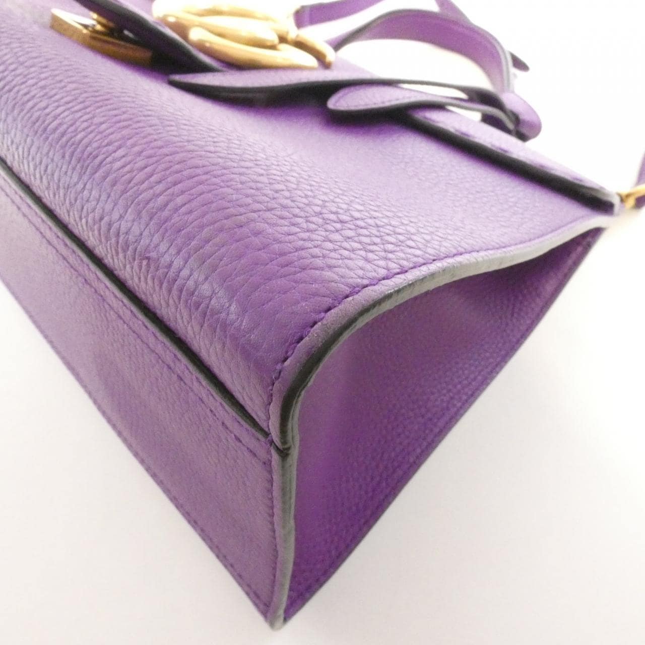 グッチ GG マーモント 421890 バッグ