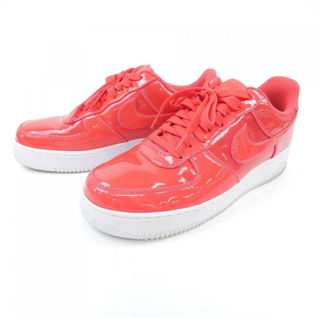 ナイキ NIKE スニーカー