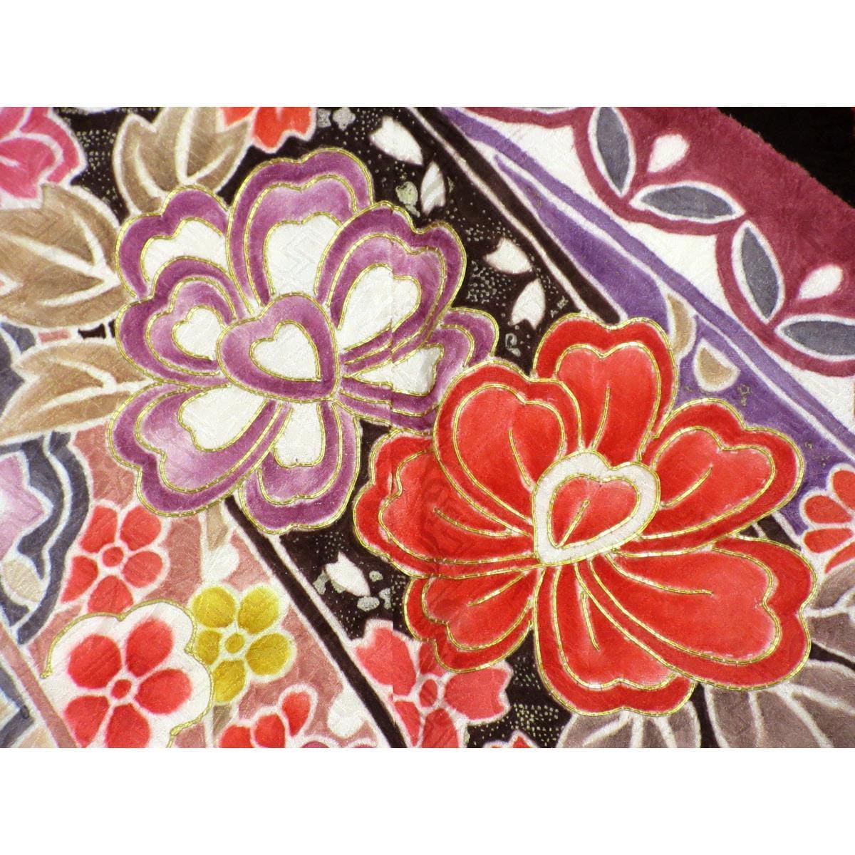 振袖　友禅金彩加工　刺繍入り絞り加工