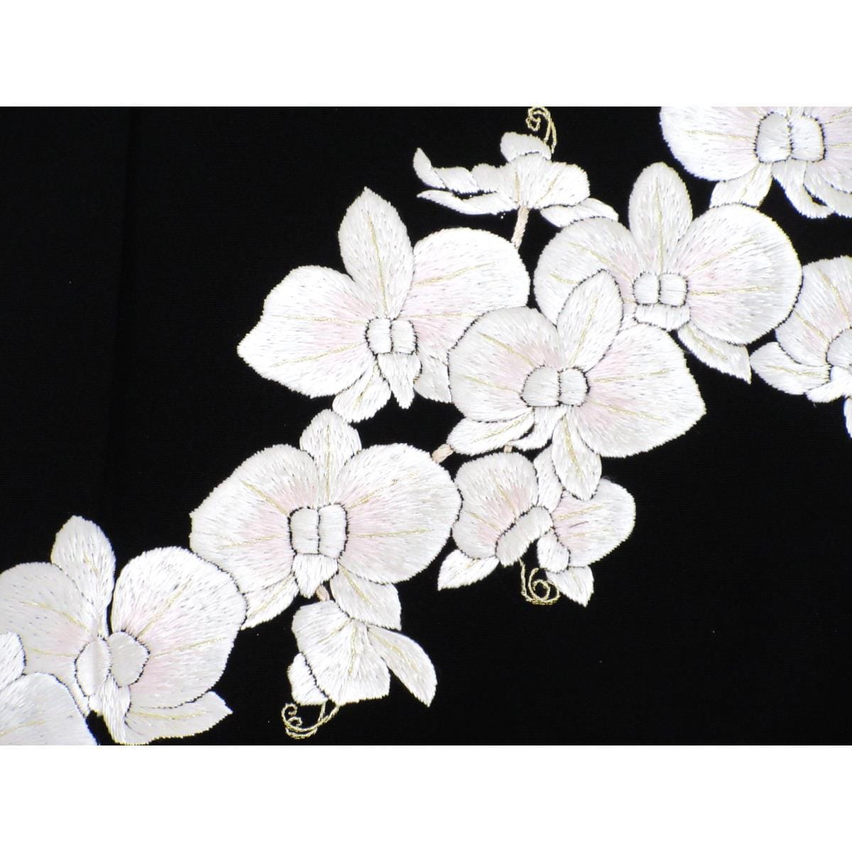 【新品】訪問着 尾峨佐 刺繍加工