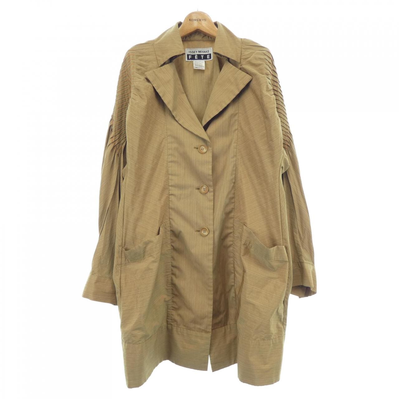 ISSEY MIYAKE coat