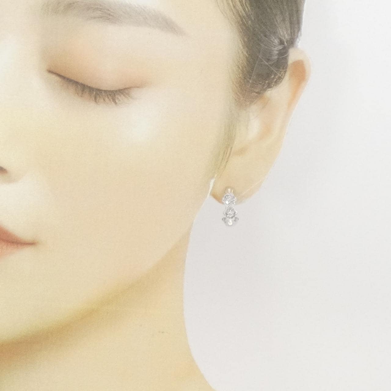 PT900/K18WG フラワー ダイヤモンド ピアス/イヤリング 0.40CT