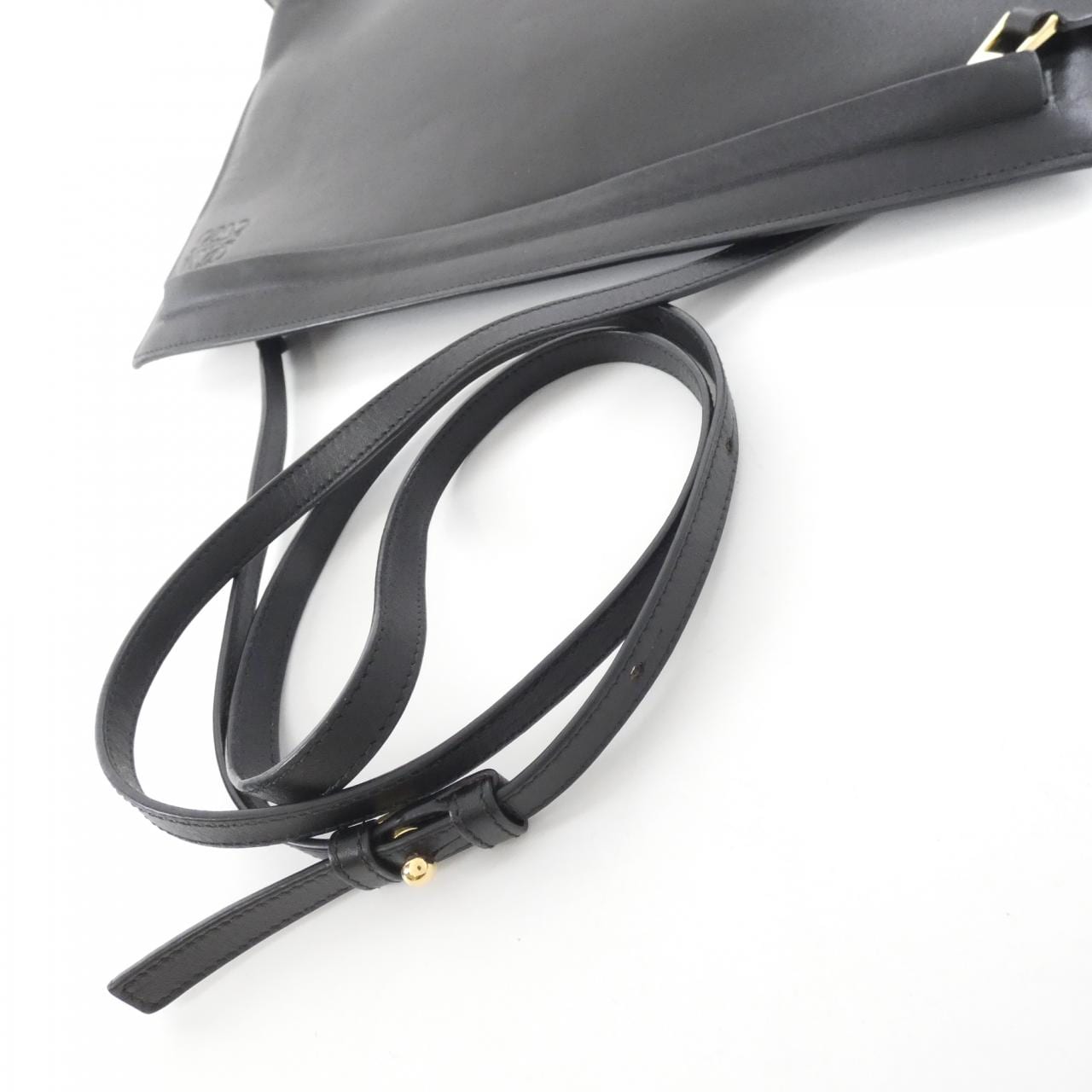 ロエベ ティー ポーチ 126 57 R77 バッグ