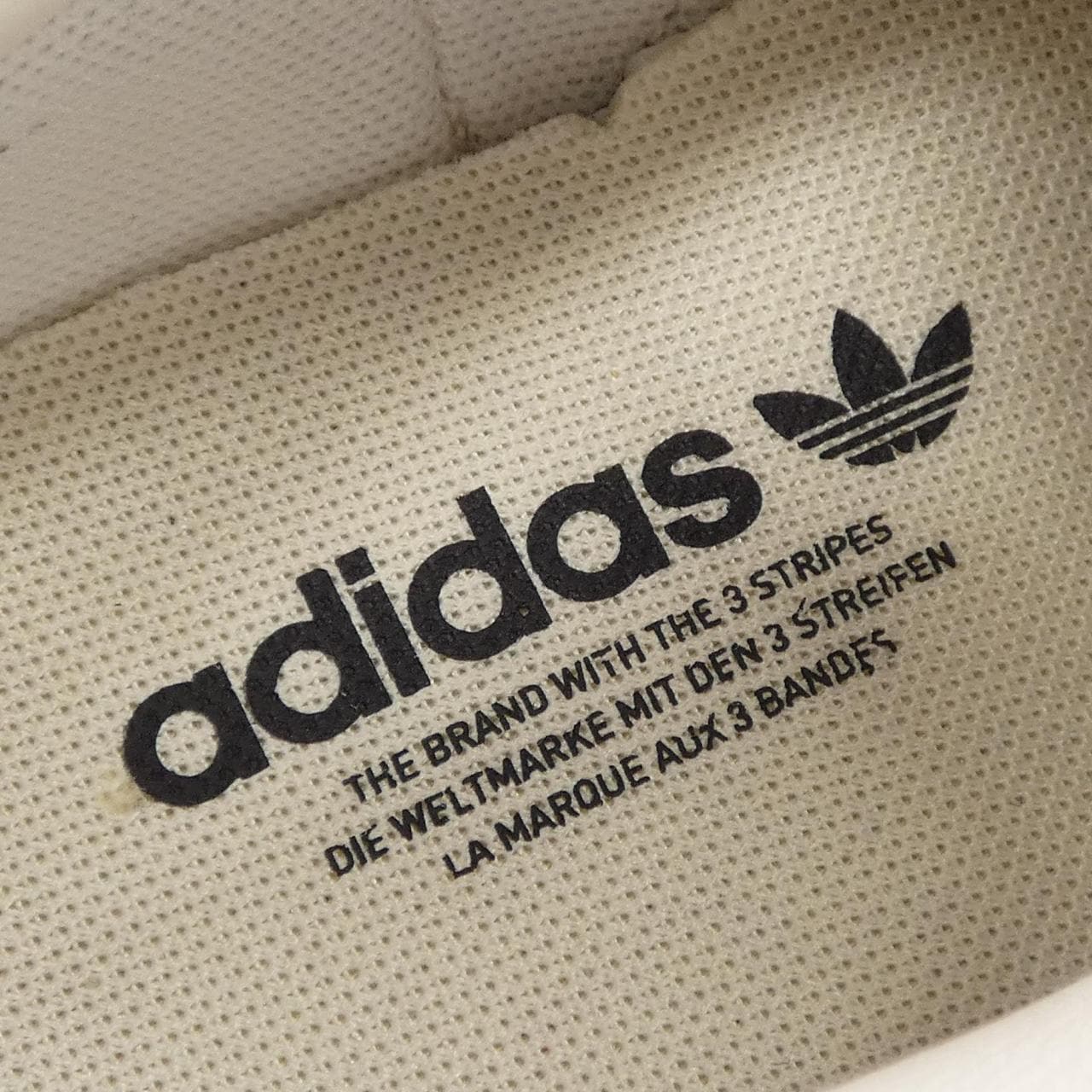 阿迪達斯ADIDAS JR3667運動鞋