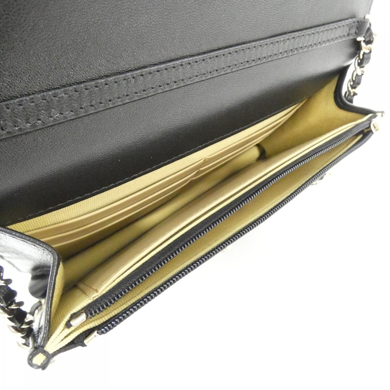 シャネル AP3938 チェーンウォレット