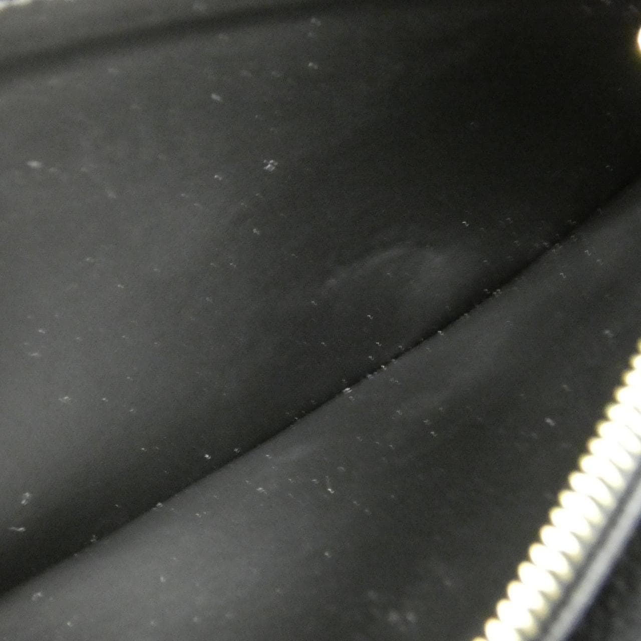 ルイヴィトン モノグラム アンプラント ジッピー ウォレット M61864 財布