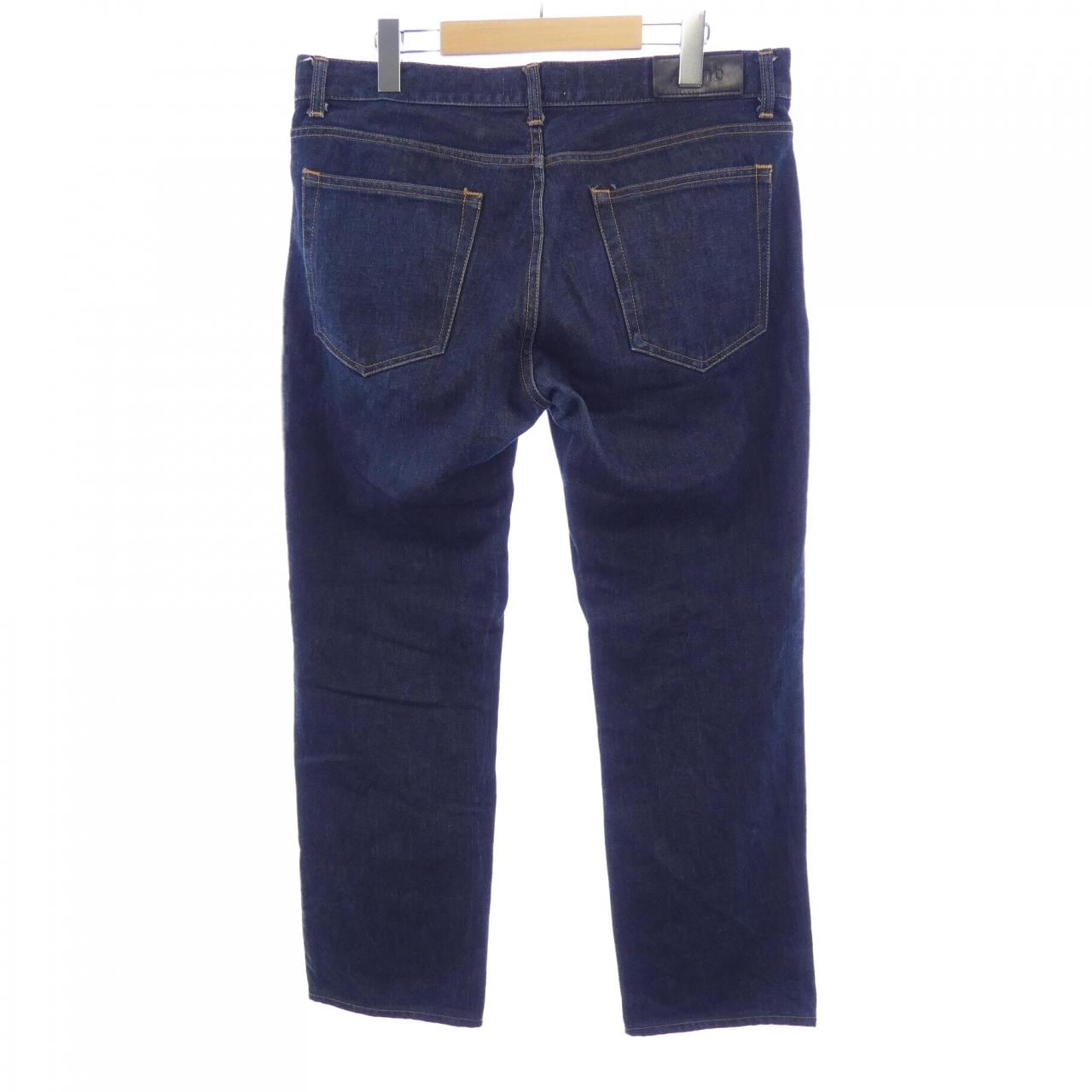 アクネ ACNE ジーンズ