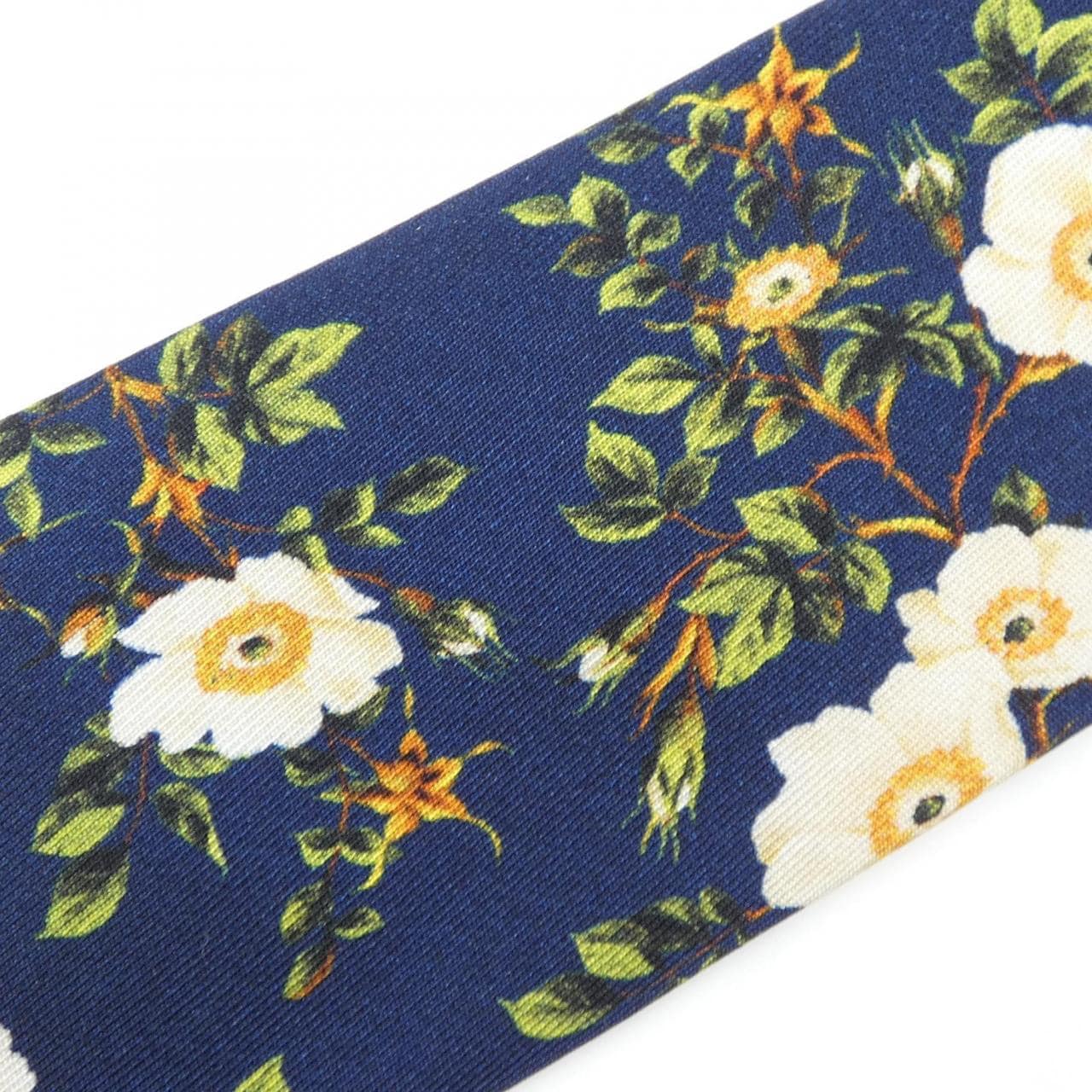 GUCCI NECKTIE