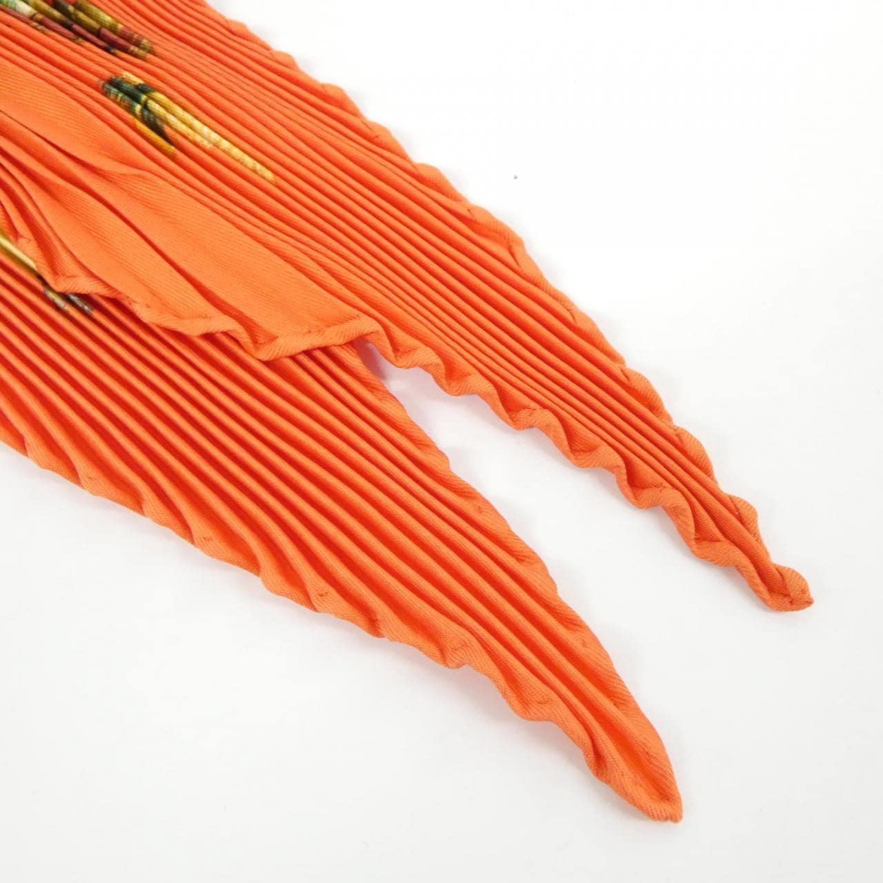 エルメス プリーツ スカーフ