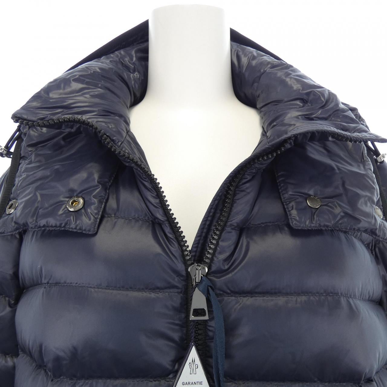 モンクレール MONCLER ダウンジャケット