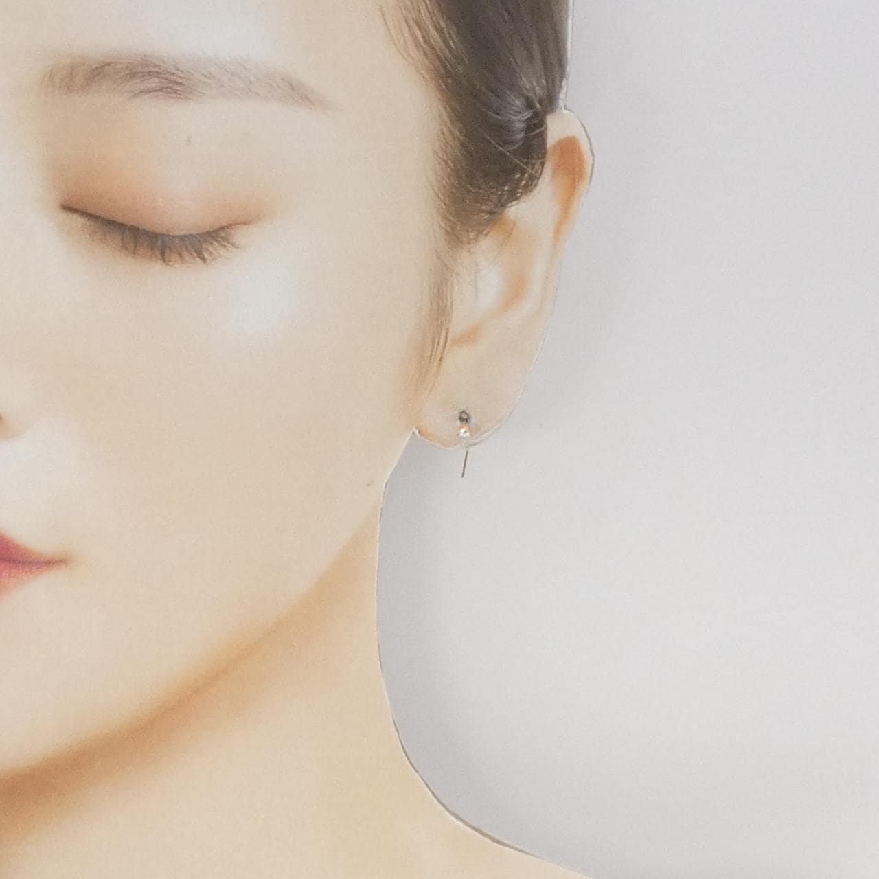 K10YG ダイヤモンド ピアス