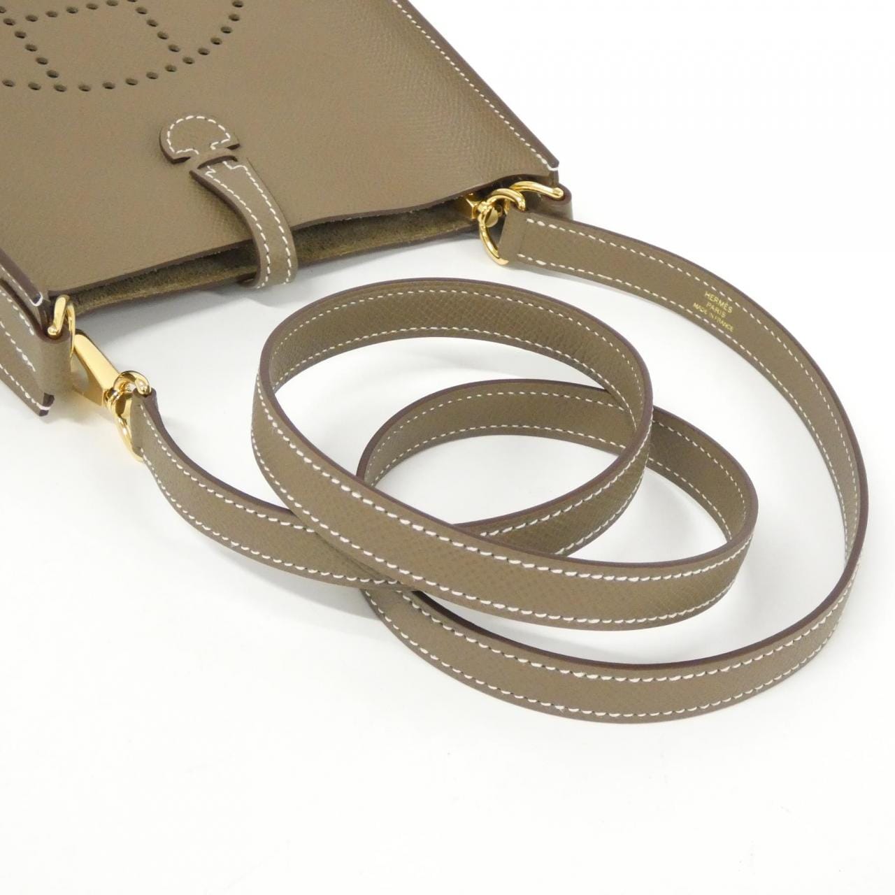 【未使用品】エルメス エヴリン セリエ 16cm 087080CC バッグ