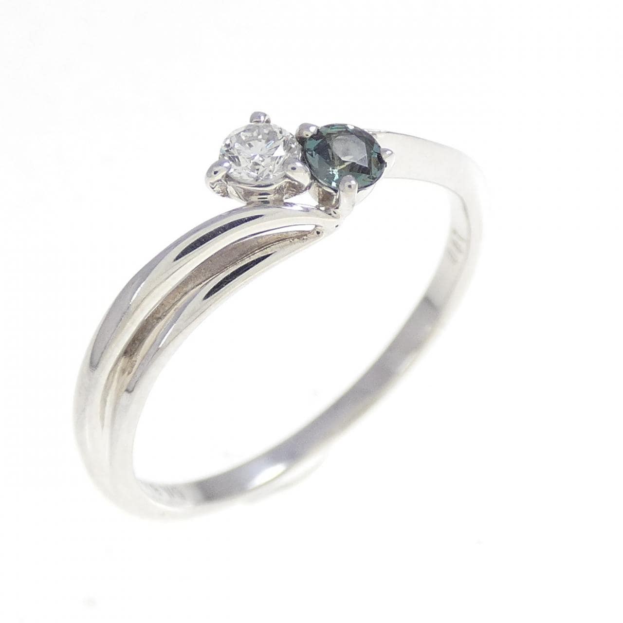 K18WG アレキサンドライト リング