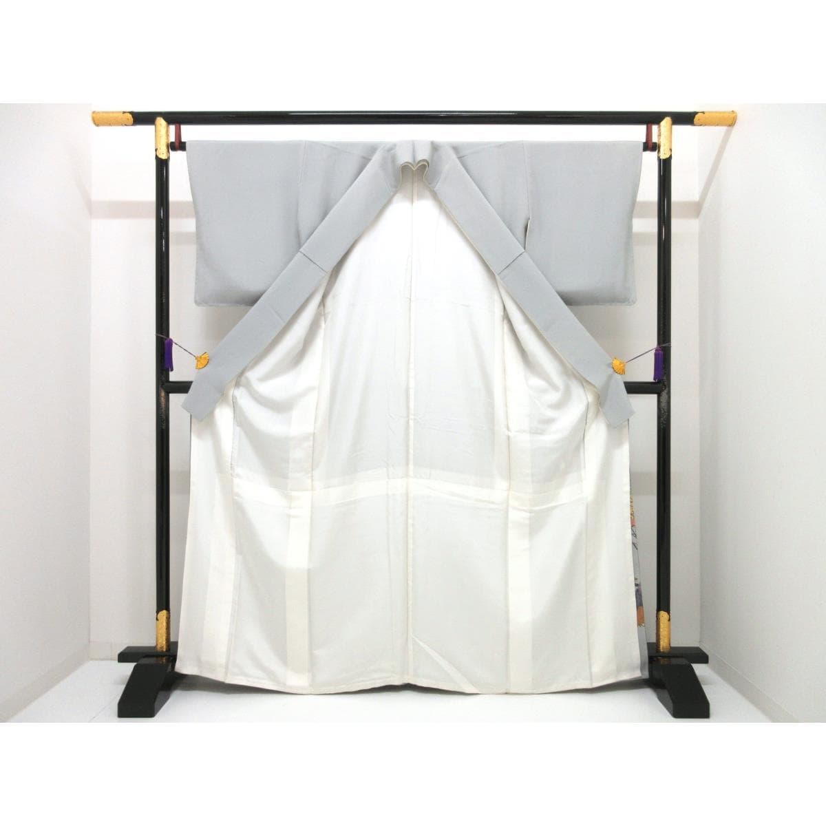 色留袖　友禅加工ボカシ染　下り藤