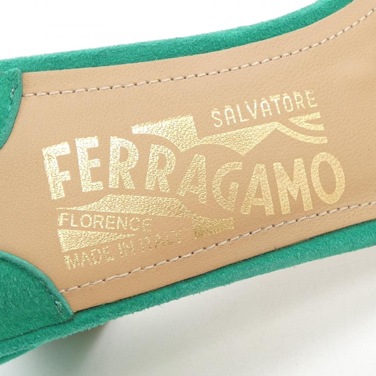 サルヴァトーレフェラガモ SALVATORE FERRAGAMO パンプス