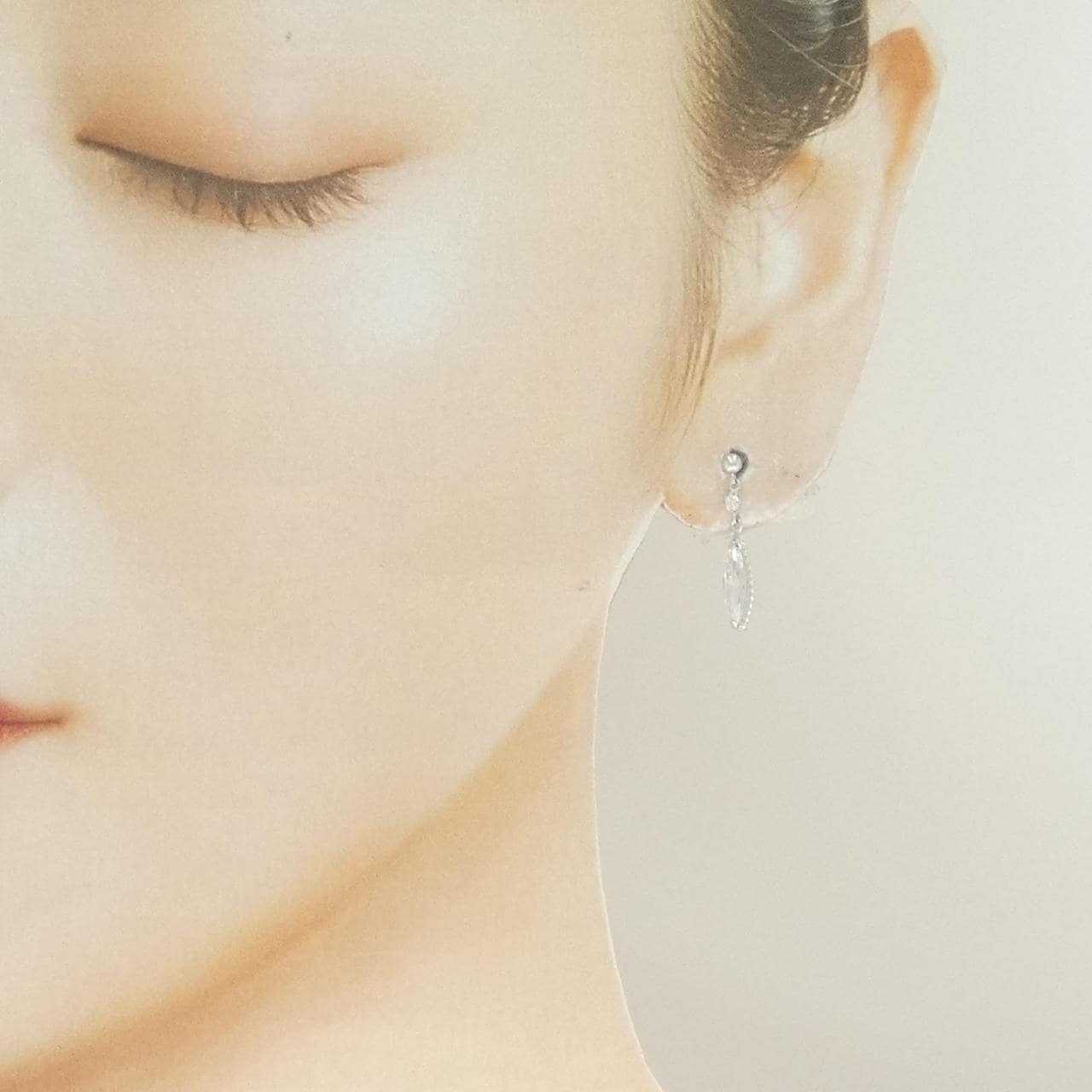 K14WG キュービック ピアス