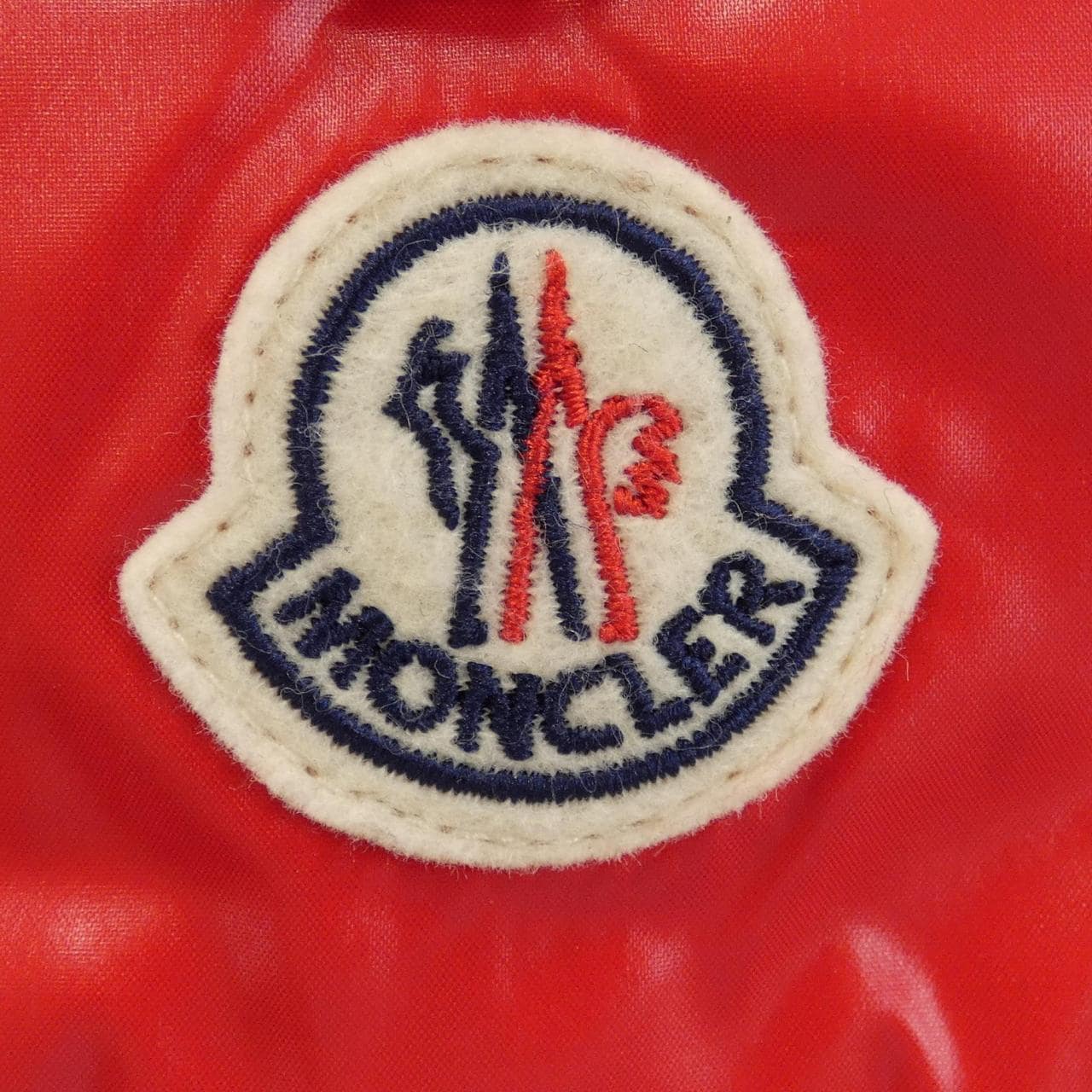 モンクレール MONCLER ダウンジャケット