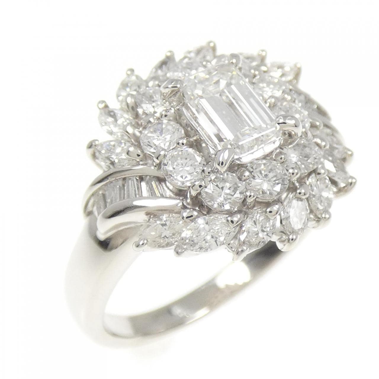 PT900 ダイヤモンド リング 0.534CT F VS1 エメラルドカット