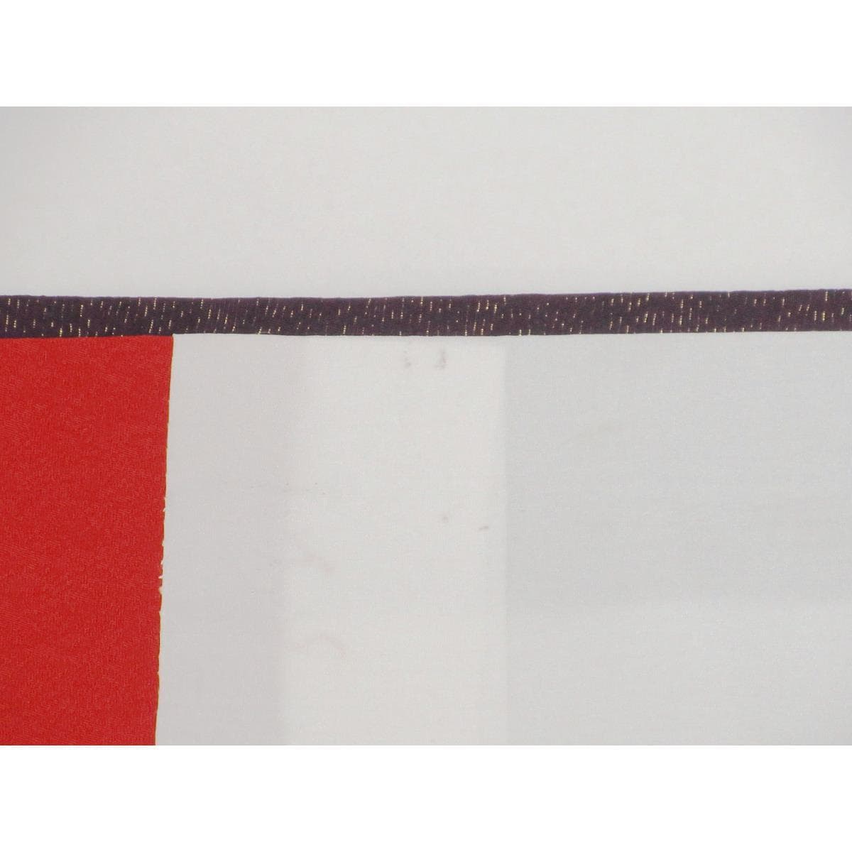 振袖　金通しボカシ染　友禅加工刺繍入り　絞り加工