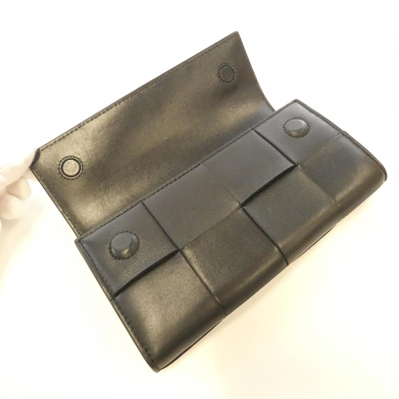 BOTTEGA VENETA 667433 VCQC4 钱包