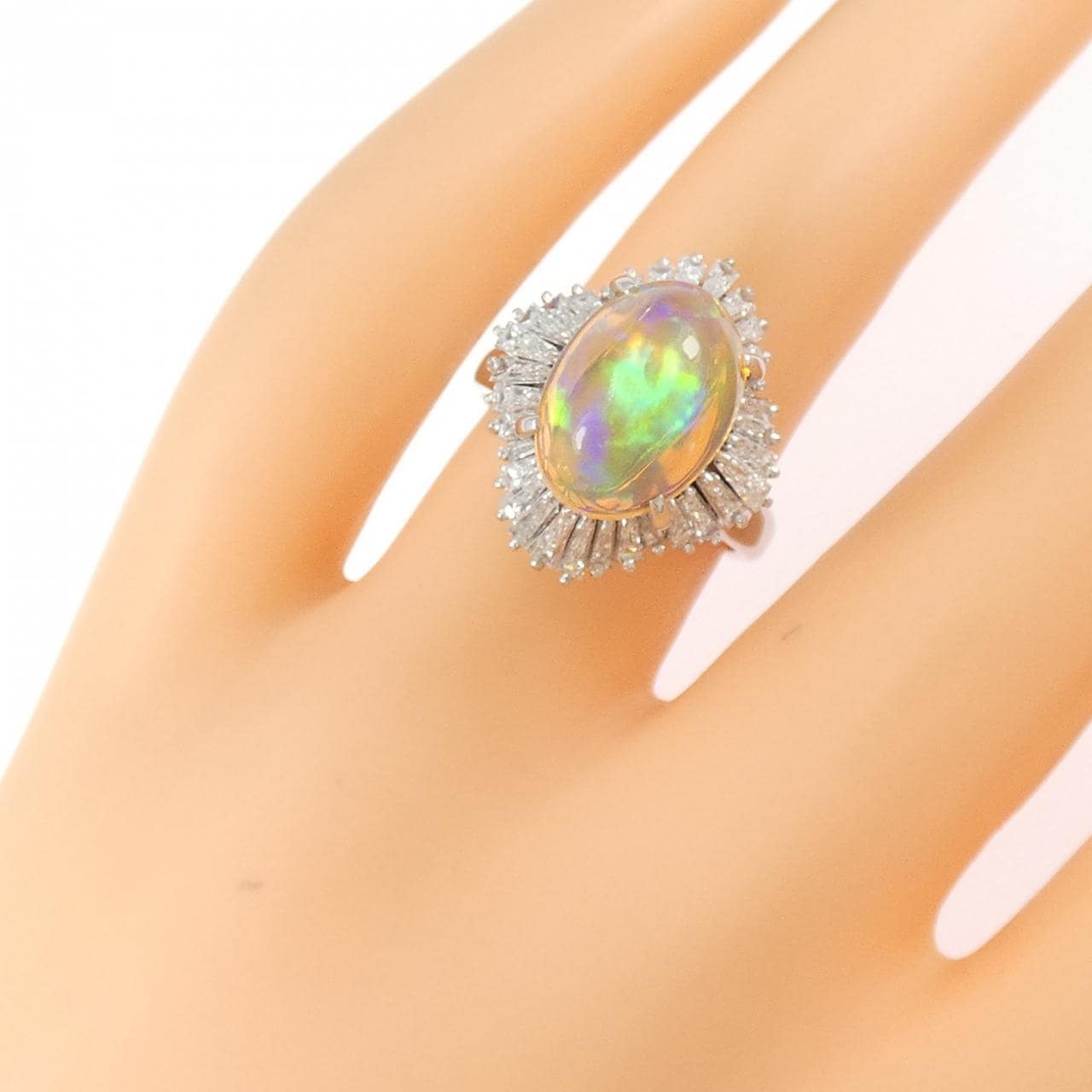PT900 オパール リング 3.99CT