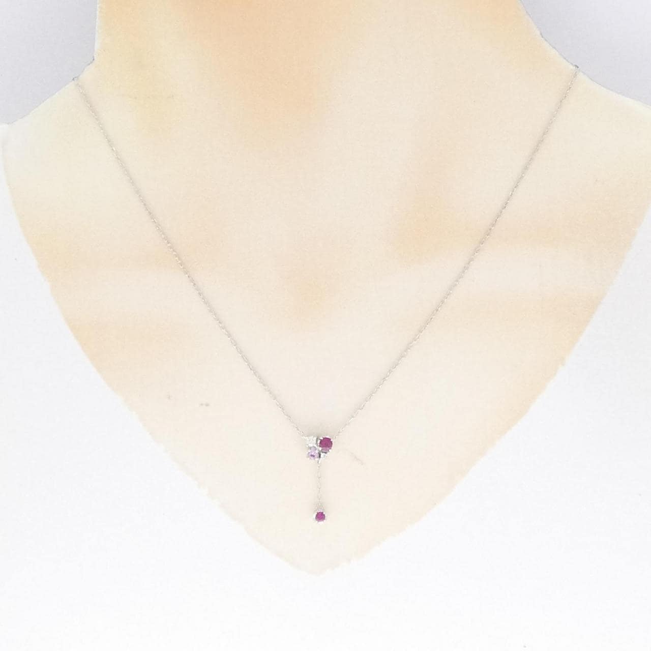 K18WG Ruby Necklace Diffusion treatment not tested