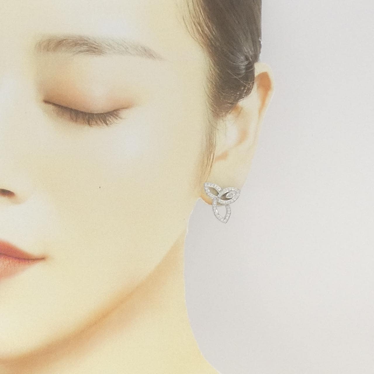 HARRY WINSTON Lily cluster earrings