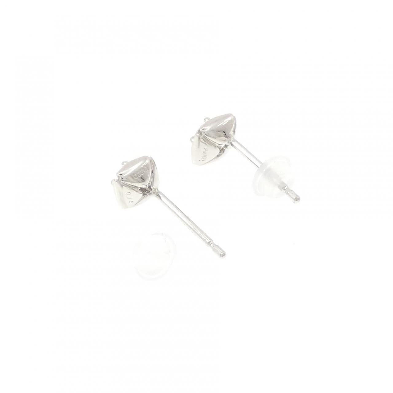 フォーエバー　マーク ピアス 0.30CT