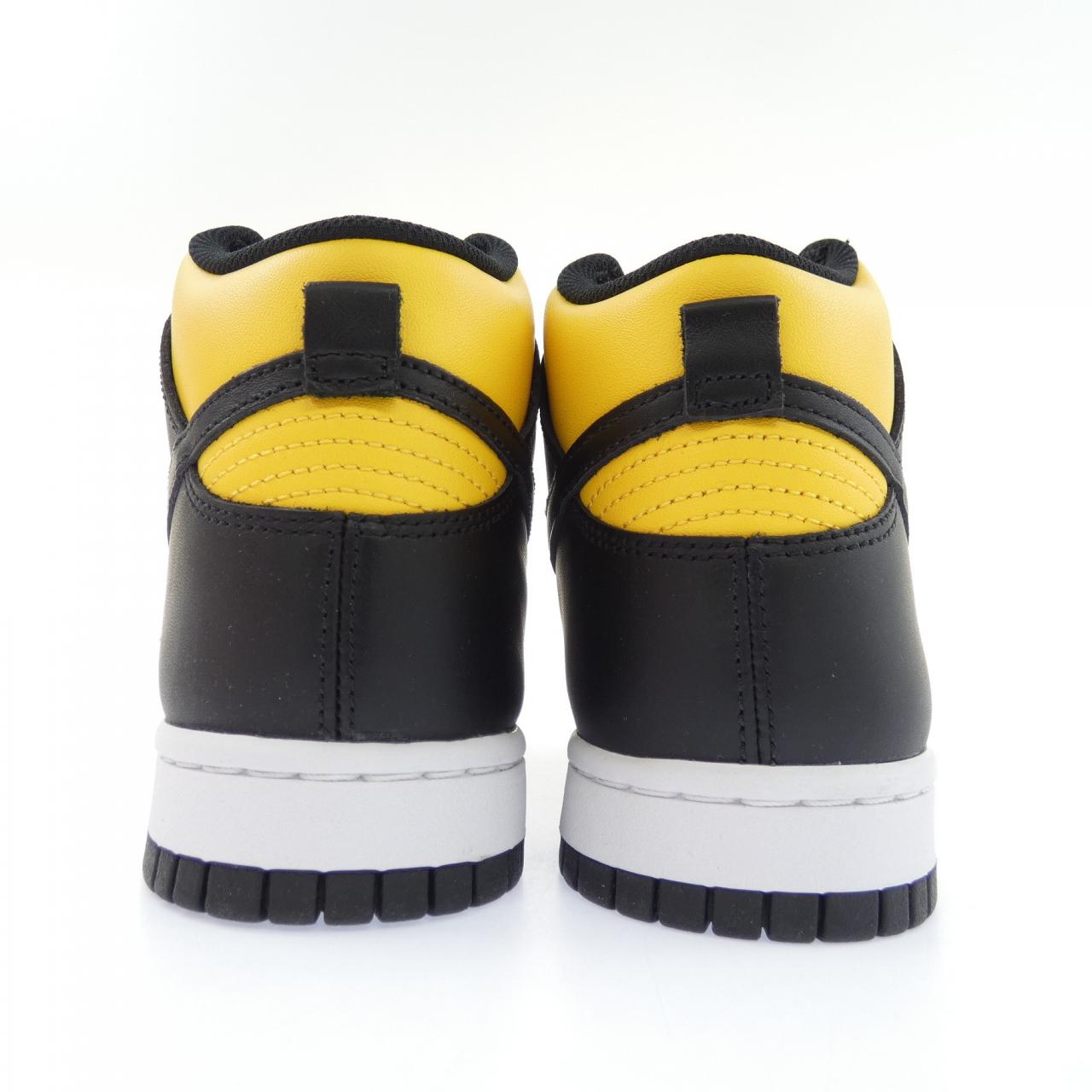 ナイキ NIKE DD1399-700 スニーカー