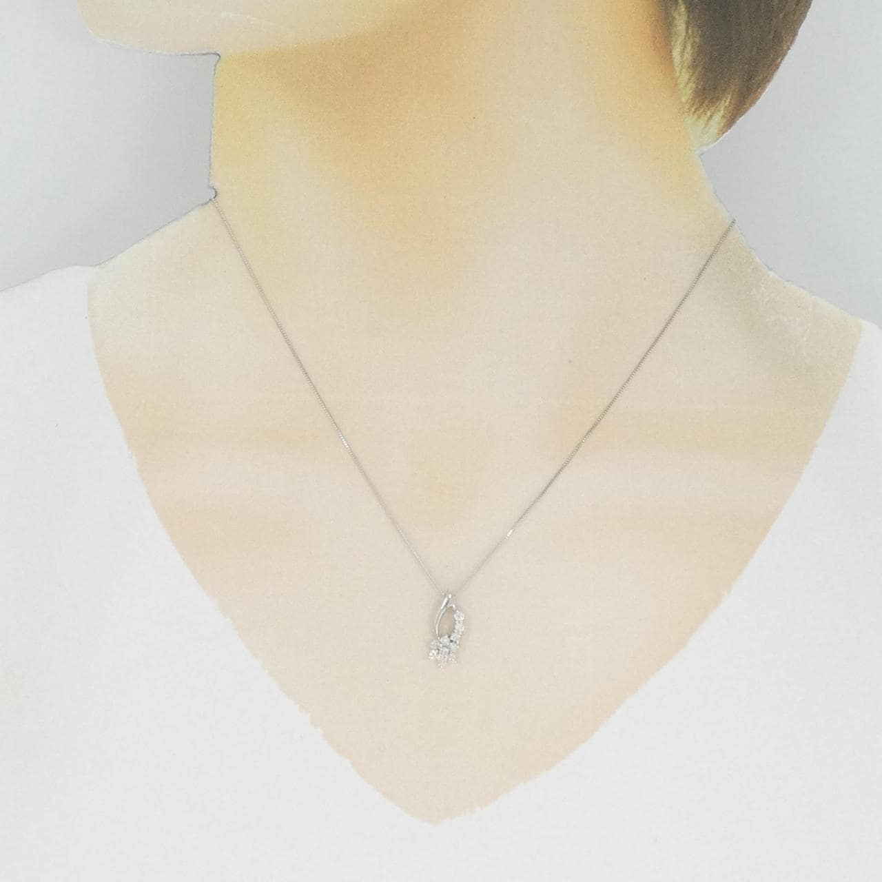 K18WG フラワー ダイヤモンド ネックレス 0.3CT