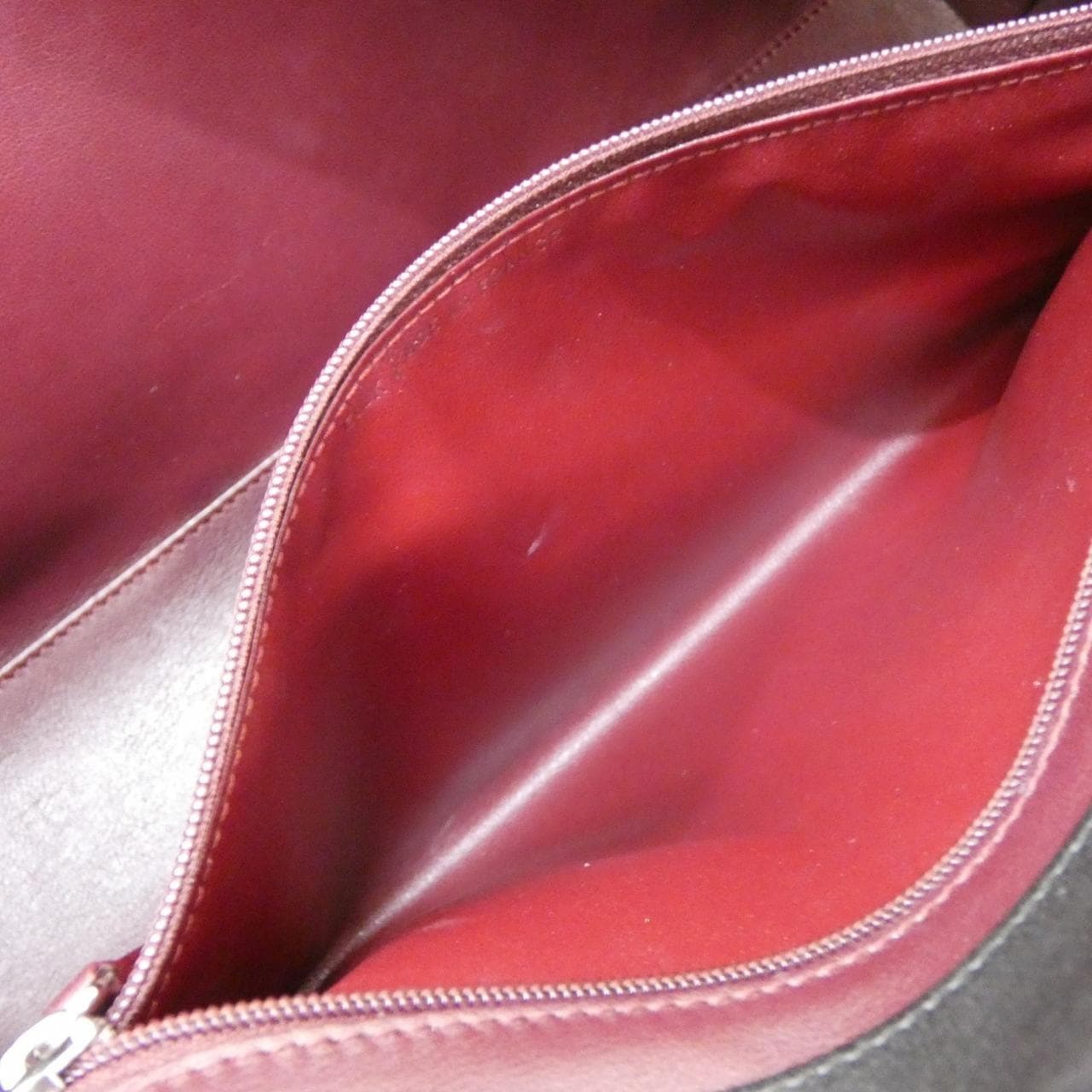 【ヴィンテージ】カルティエ CABOCHON カボション フラップ バッグ L1000620 バッグ