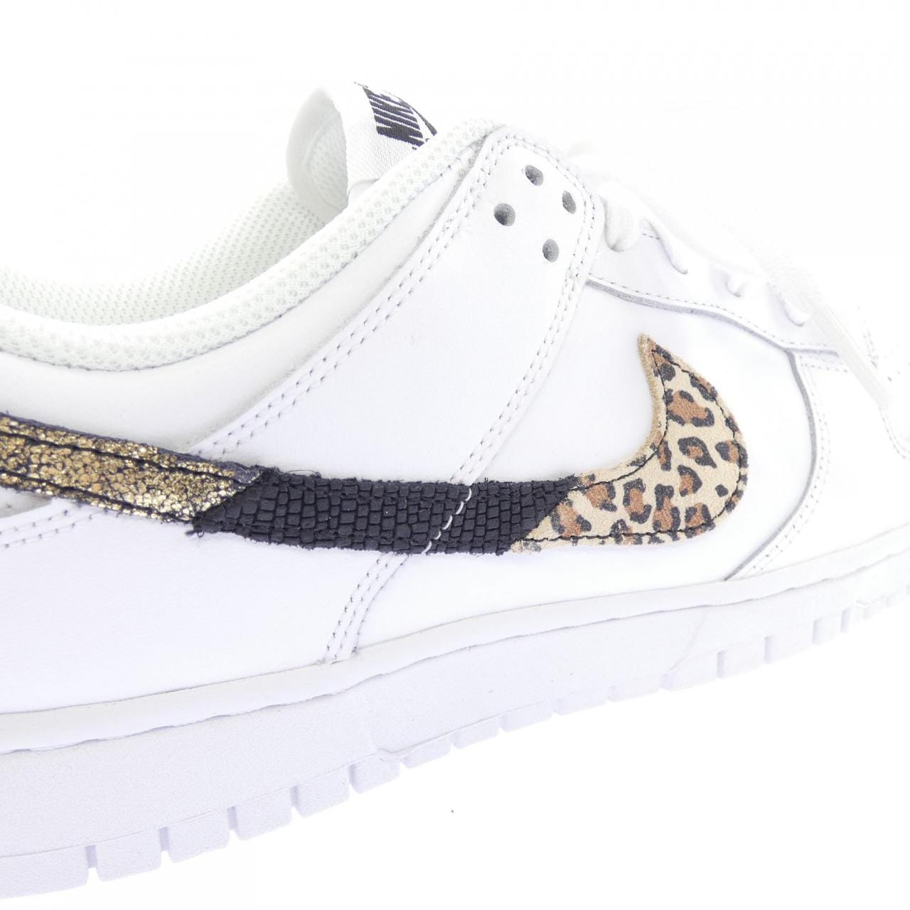 ナイキ NIKE DD7099-100 スニーカー