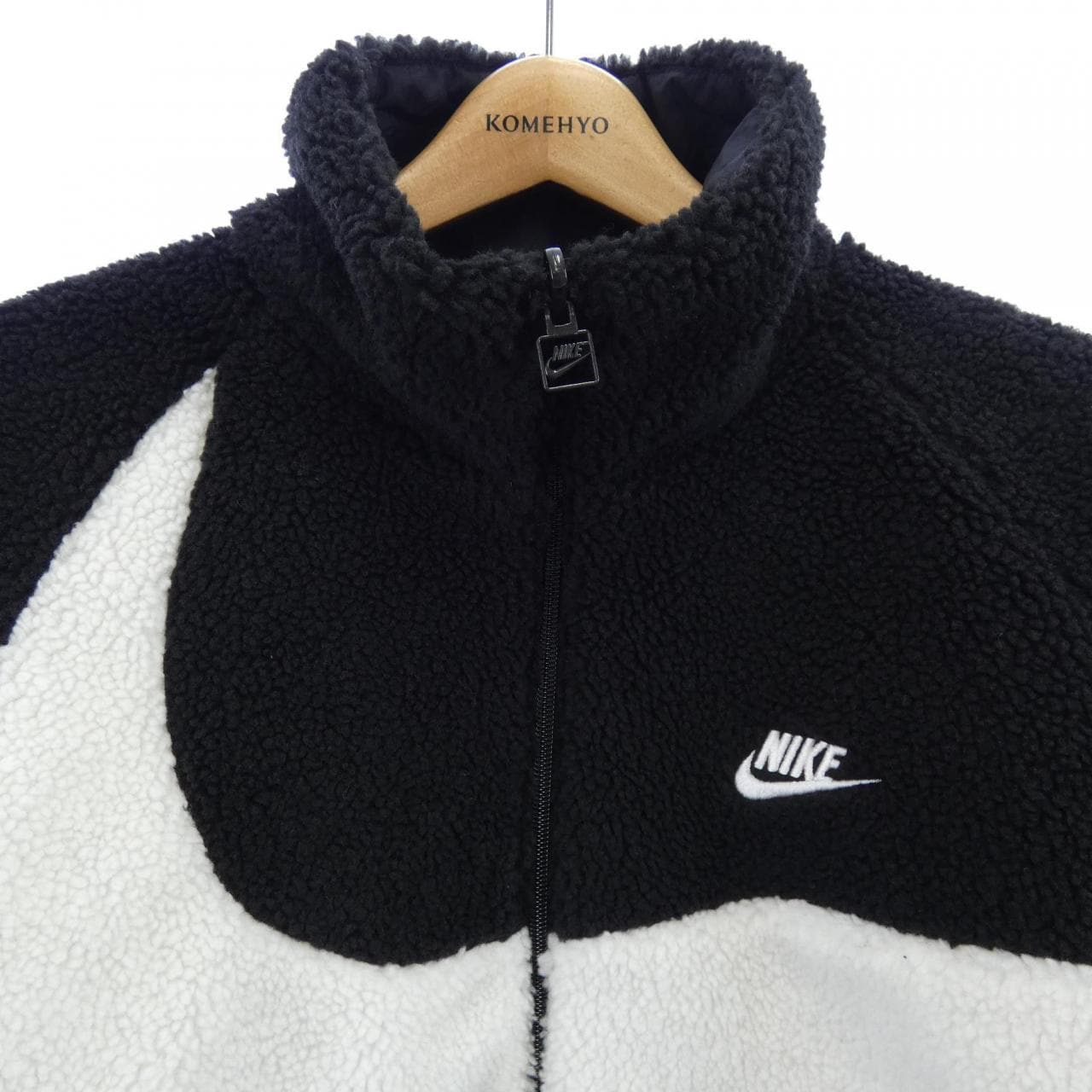 ナイキ NIKE ブルゾン