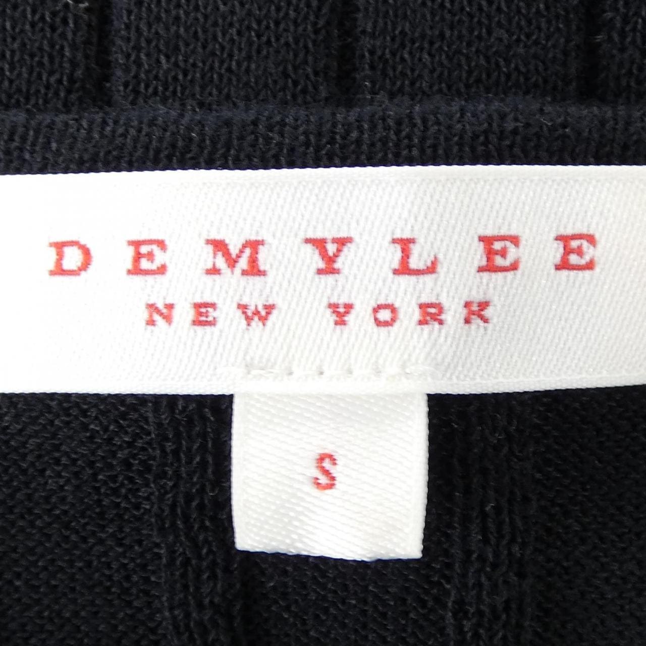 デミリー DEMYLEE ニット