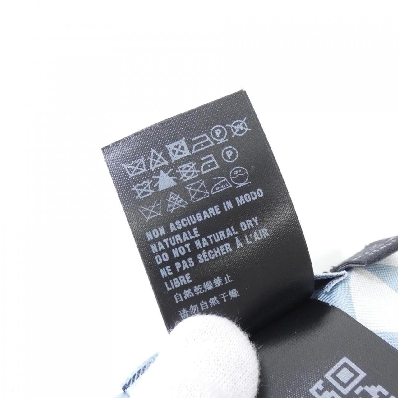 prada 1FF008 scarf