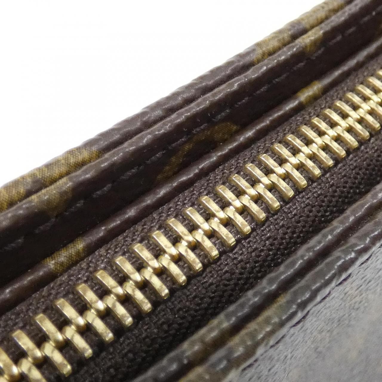 ルイヴィトン モノグラム ルーピング GM M51145 ショルダーバッグ