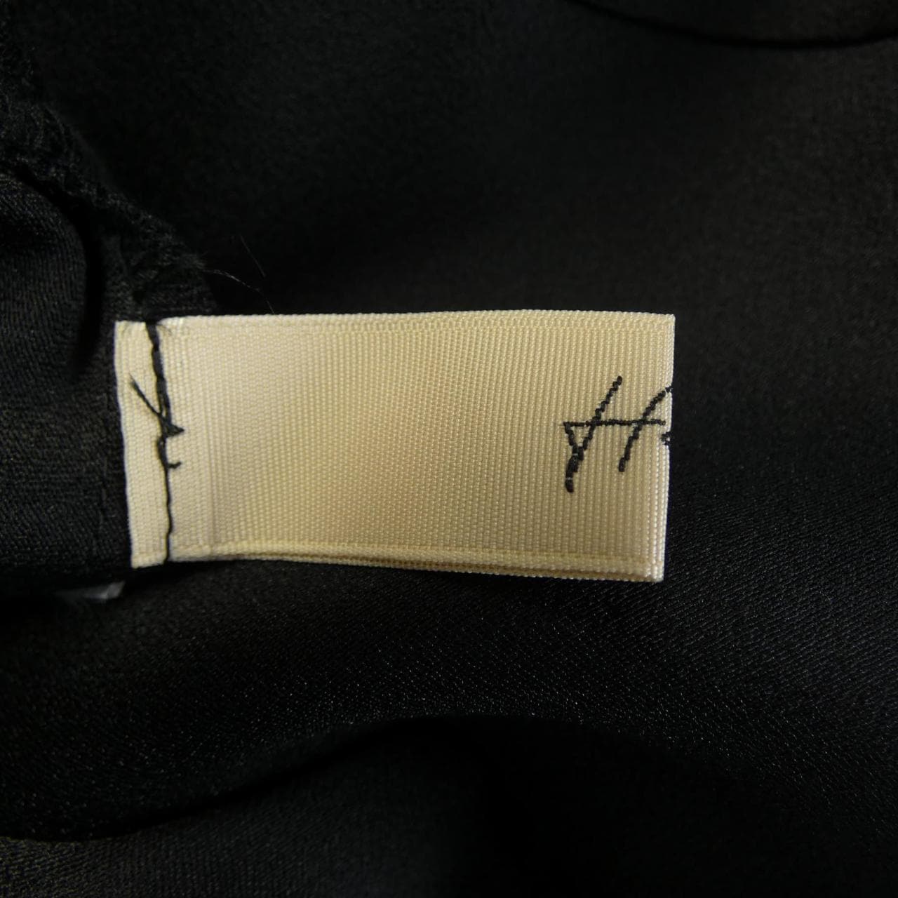 ヘイヴ Heve トップス