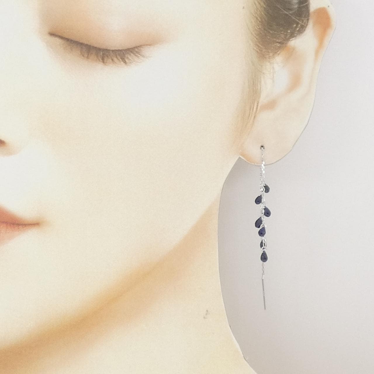 K18WG サファイヤ ピアス 2.00CT