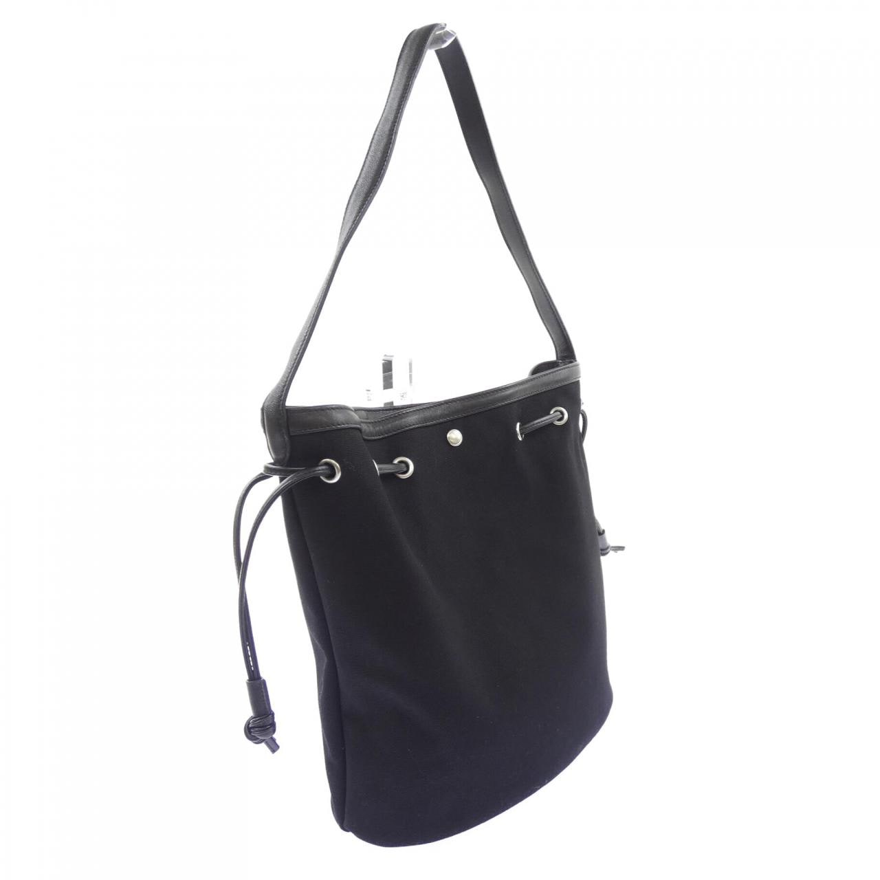TOUT Y EST BAG