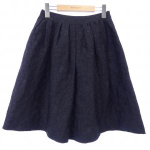 トゥービーシック TO BE CHIC スカート