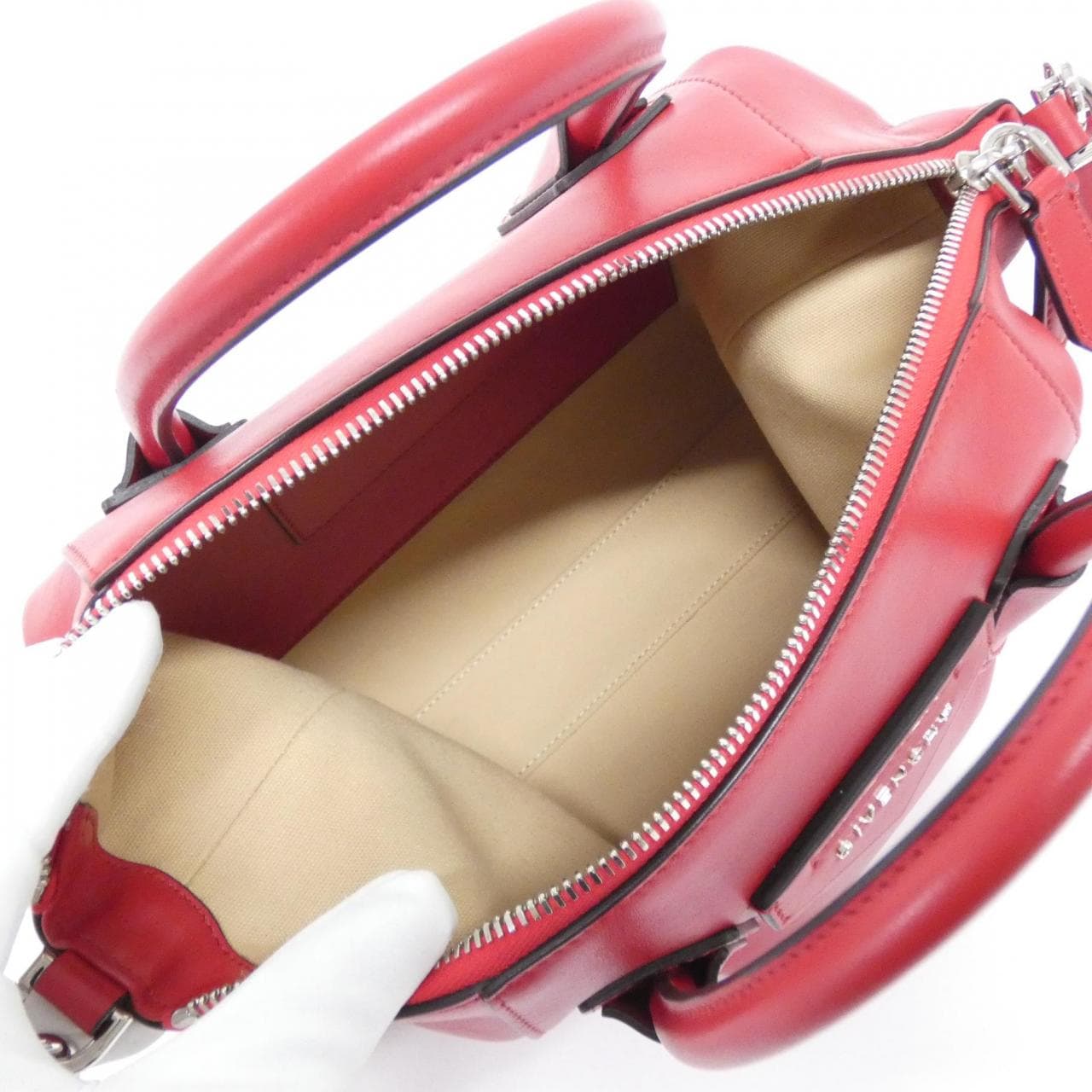 ジバンシー アンティゴナ ソフト BB50F3B0WD バッグ