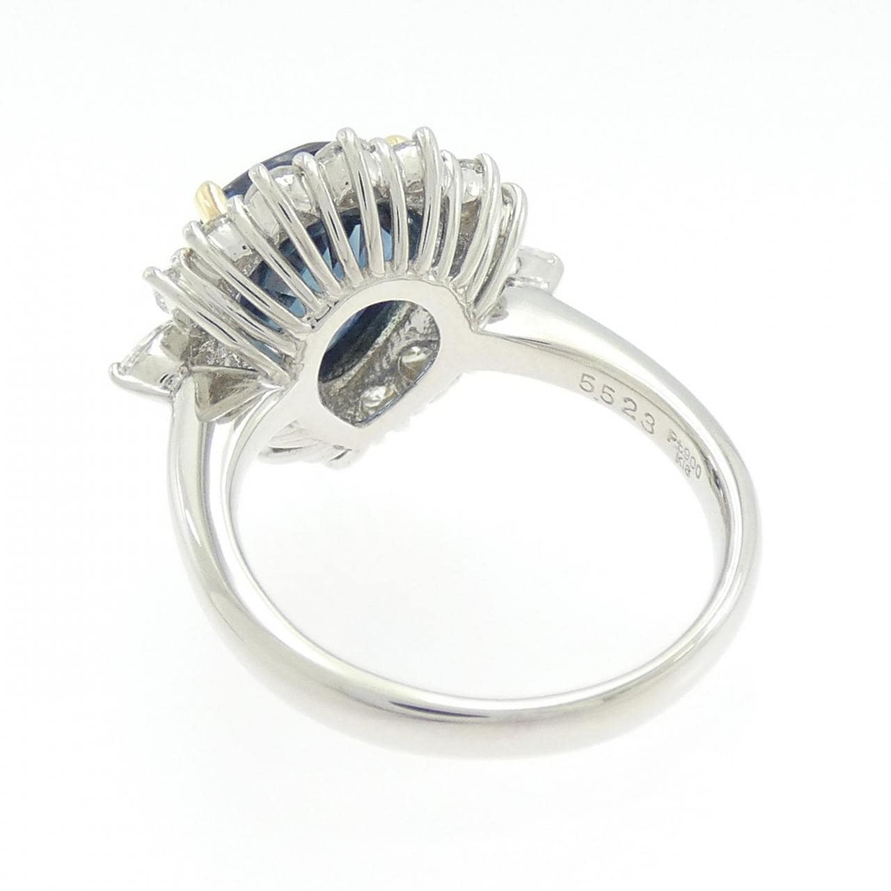 PT900/K18YG サファイヤ リング 5.523CT