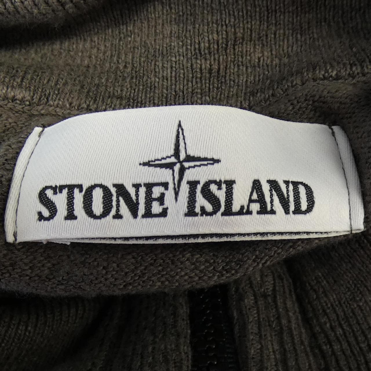 ストーンアイランド STONE ISLAND 7015518B0 パーカー